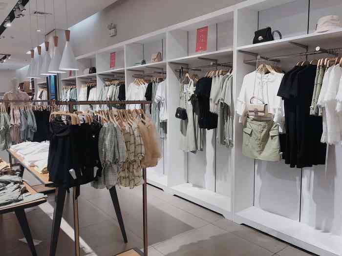mjstyle(吾悦广场店)-"有1说1 每次听到hm&zara&ur等.