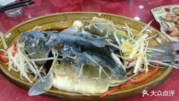 乡土川菜餐馆清蒸冷水鱼图片 第329张