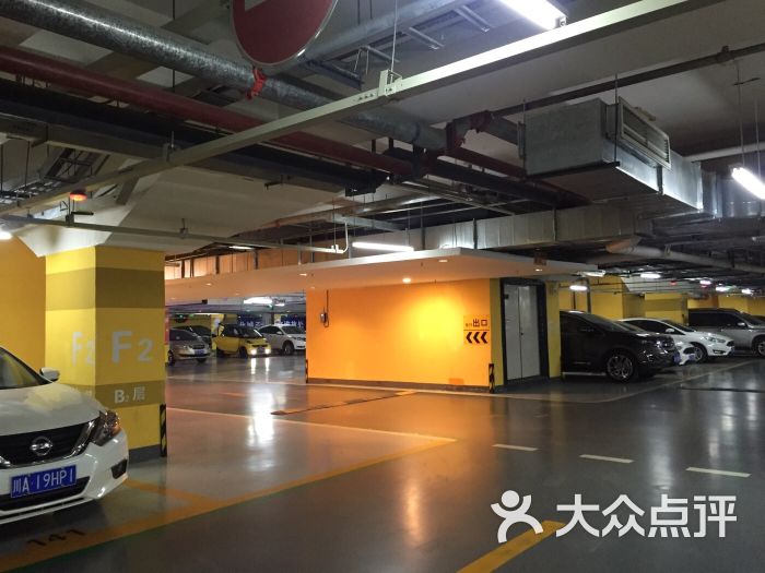 龙湖北城天街停车场图片 第4张