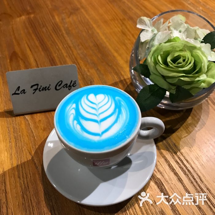 lafini 法意法艾美甲咖啡(武康路店)蓝丝绒拿铁图片 - 第213张