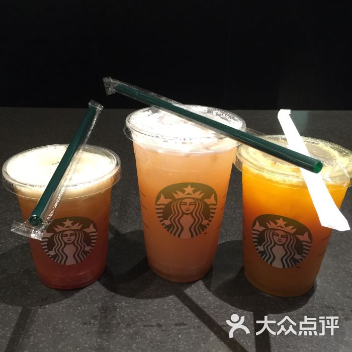 冰摇桃桃绿茶超大杯