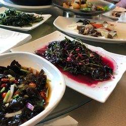 昆明人均工资_昆明机场图片(2)