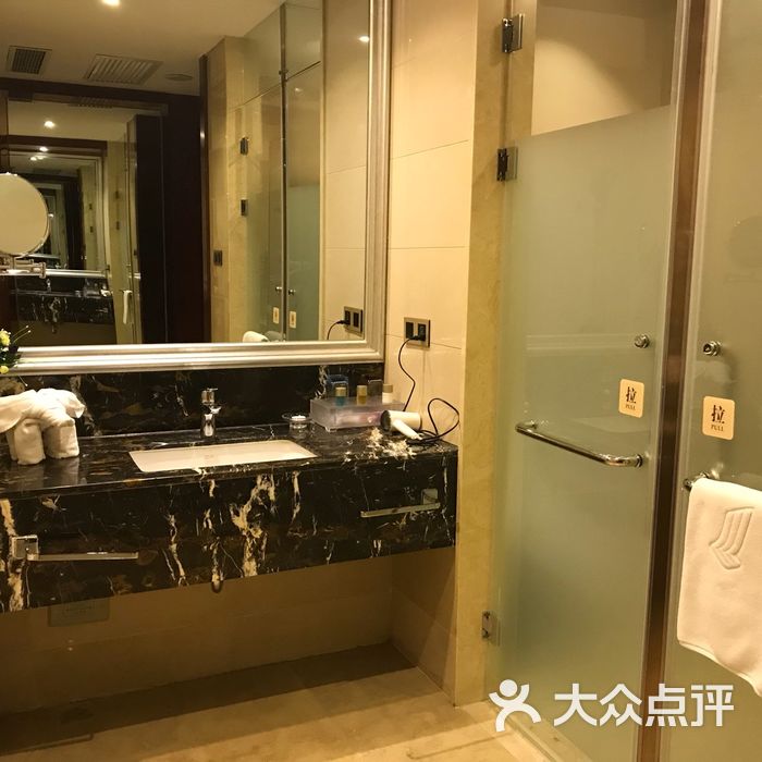 忻州泛华京伦大酒店