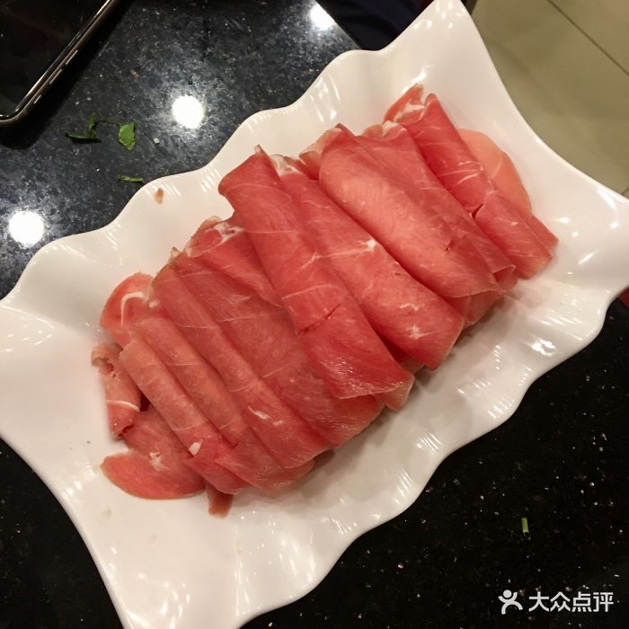 阳坊胜利涮羊肉(胜利总店)手工鲜切元宝肉图片 第1张