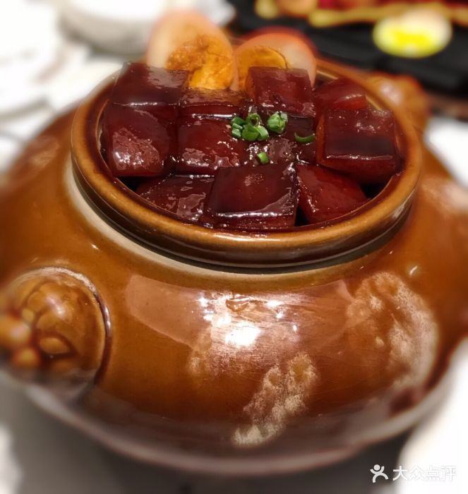 松鹤楼(融科店)紫砂红烧肉图片