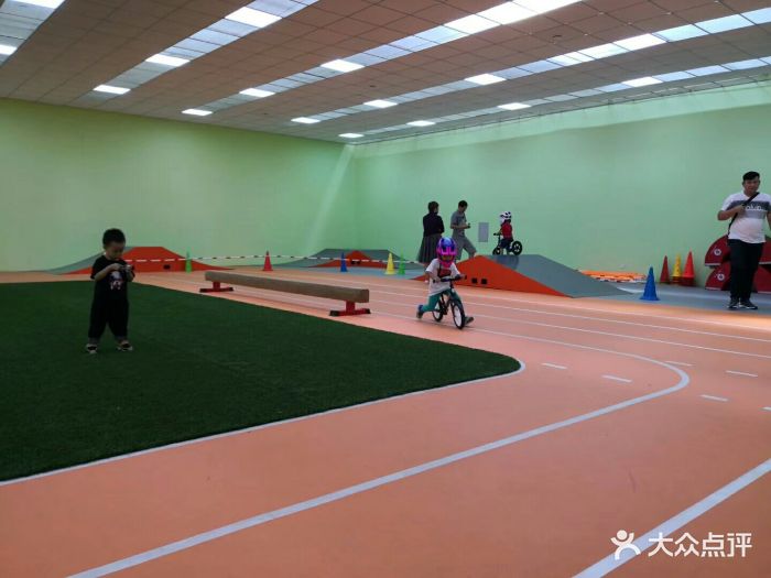 未来骑士儿童平衡车俱乐部