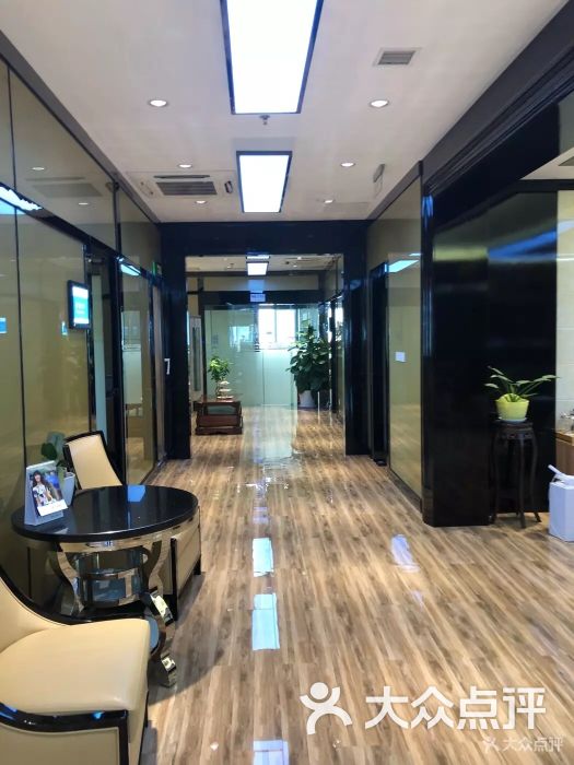 王府井口腔医院