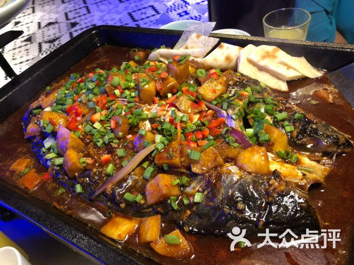 炉鱼小哥烤鱼(欧亚达店)湄公鱼图片 - 第1张