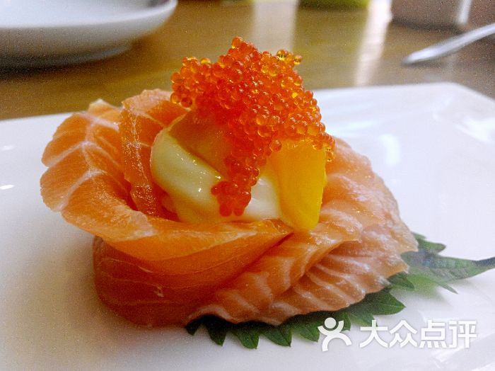 井圣日膳芒果三文鱼花之恋图片-北京日本料理-大众