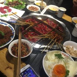 董家湾火锅人均消费_火锅卡通图片(3)