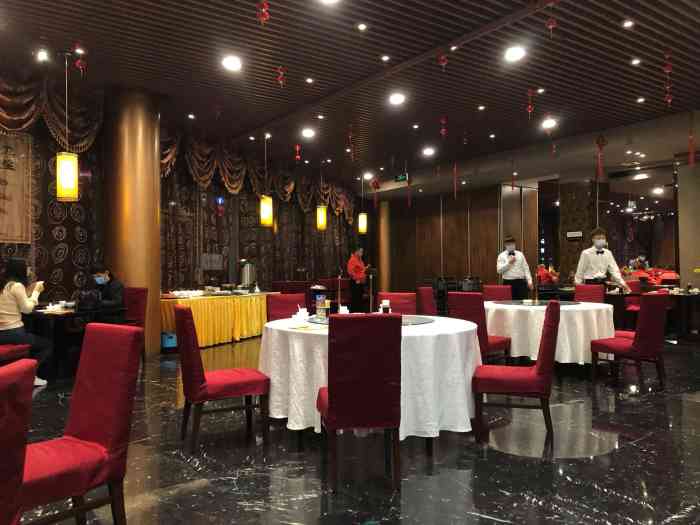 光明渔港(中铁店)-"光明渔港[调皮]庄里老牌餐饮了,这