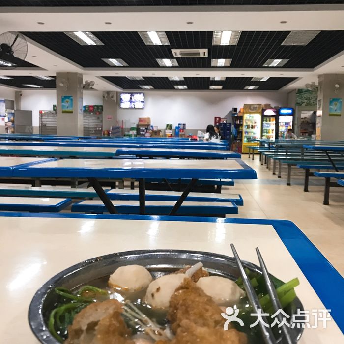 广州城市职业学院海珠校区食堂