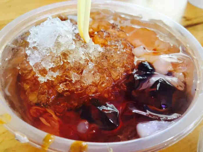 蒋氏冻冰粉小吃店-"一年四季都有冰粉的冰粉店,才有资格把自己.