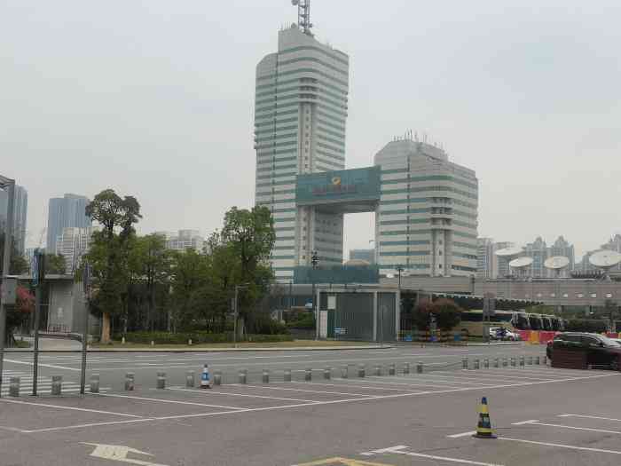 湖南广电中心大楼-"这一片是一个很大的园区,有广电,.