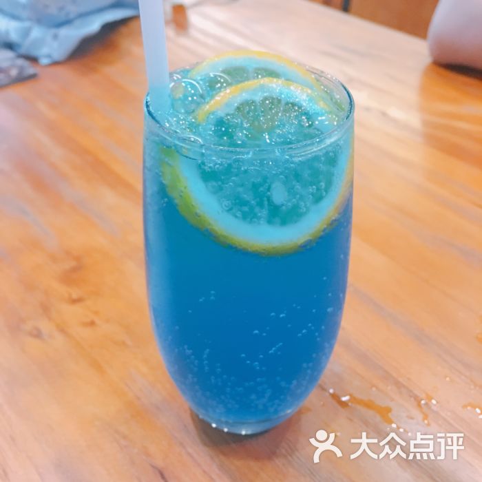 be bright caffe(体育西店)冰雪蓝柑苏打图片 - 第3张