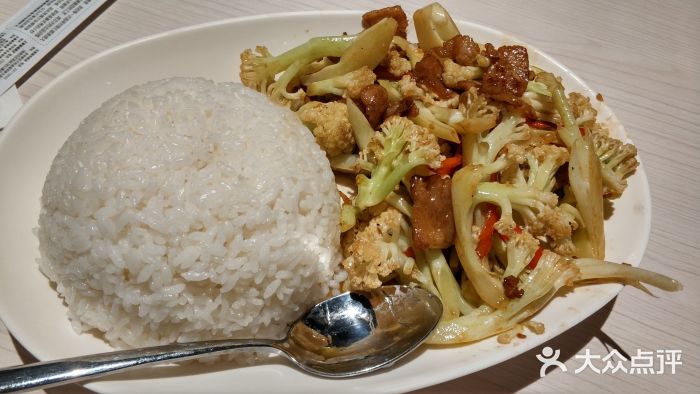 义泰昌现炒快餐(怡景店)农家花菜炒肉饭图片