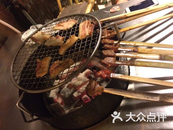 手把签麻乡地摊火炉烤肉-图片-呼伦贝尔美食