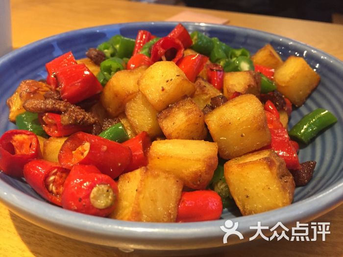 青椒土豆脆哨粒