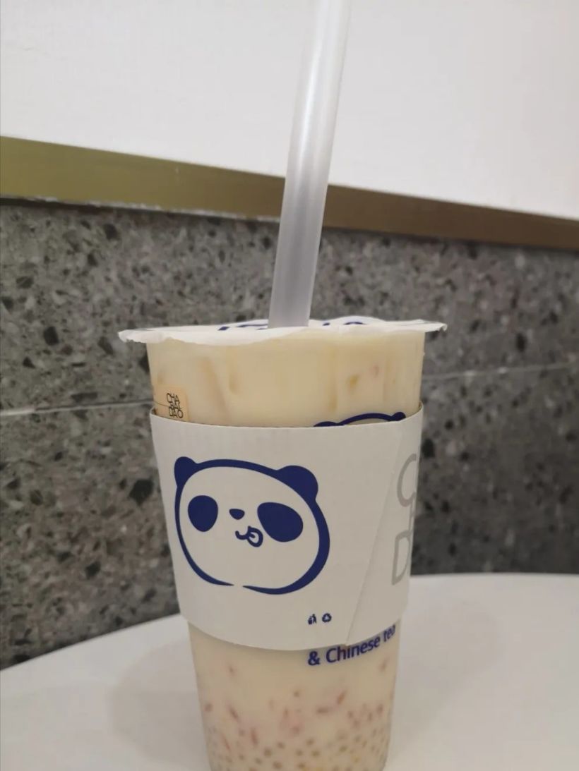 茶百道唯一推荐的就是杨枝甘露了 愧对的真材实料 而且料非常足 性价