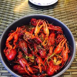 什么时候开始吃小龙虾 tcJo6aDBKSMiHNYOZQzB5NnX8KAW6Tr2PFpJRykgWfGcFMSWLVOmqUQMV3kVNKhTF5u7J_jS4MuCaeLAHD0KTg.jpg