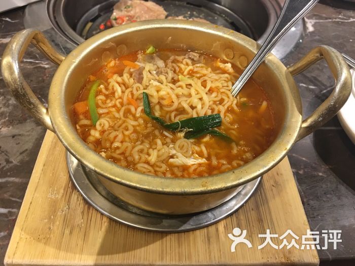 肥牛辛拉面