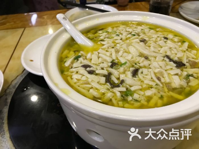 汪豆腐