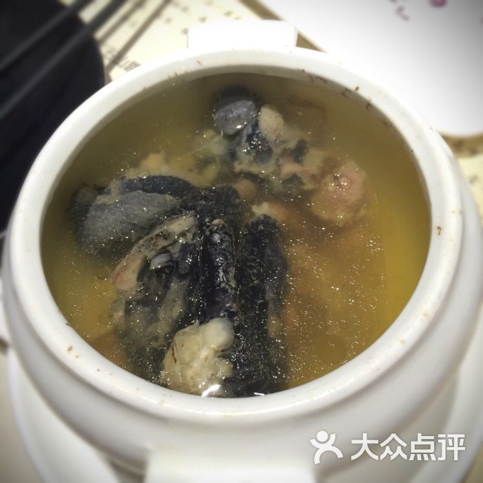 花旗参炖竹丝鸡