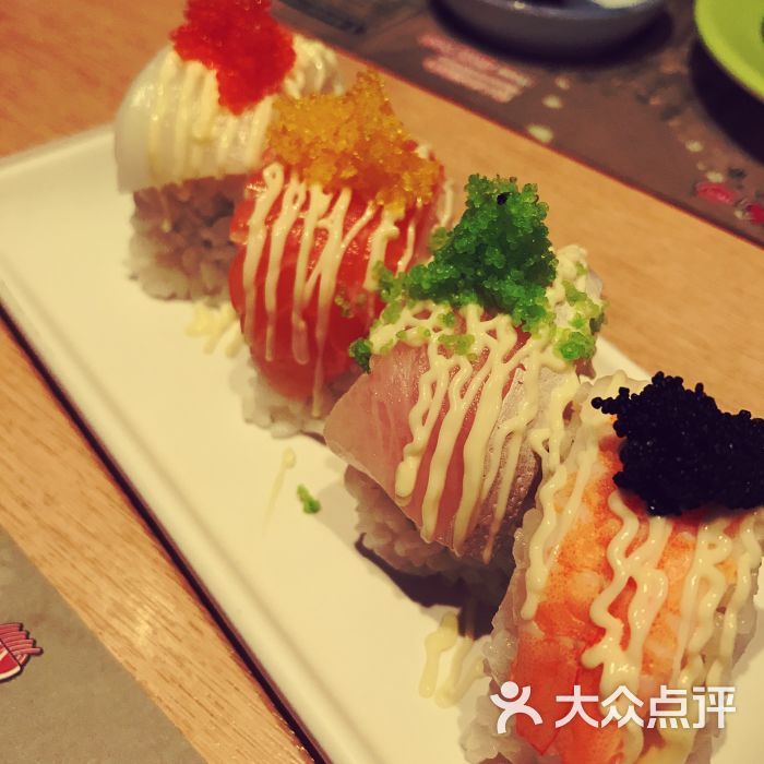 板长寿司:看完鱼跃在花见一记头就想去尝尝.上