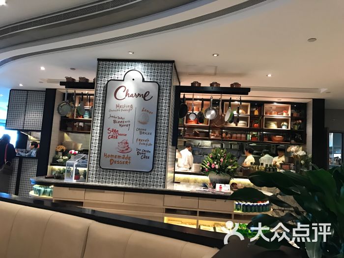 港丽餐厅(正大店-大堂-环境-大堂图片-上海美食-大众点评网