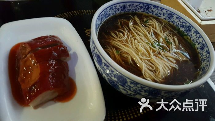 招牌卤鸭面