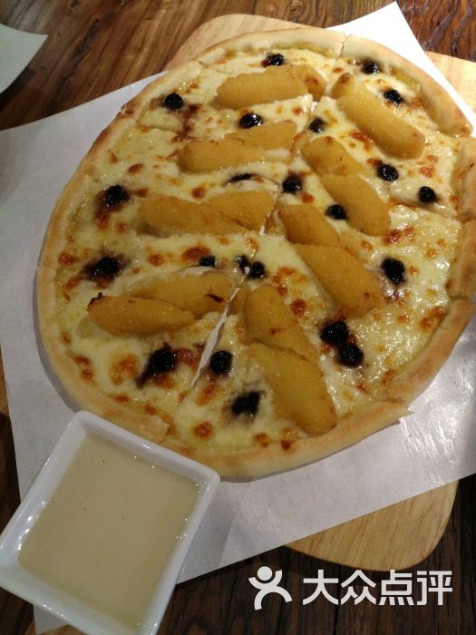 lyfatti pizza莱芙缇披萨(群力店)蓝莓芝士棒披萨图片 第3张