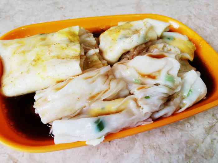 云浮石磨肠粉(宏基路店"这家云浮肠粉真的不算正宗的云浮肠粉,但一.