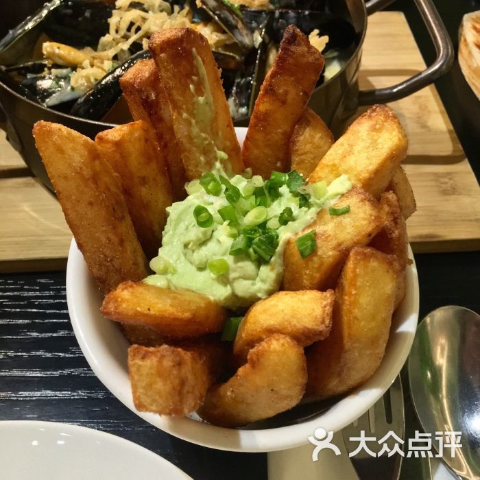Let's Seafood(三里屯太古里店)-牛油果酱炸薯条