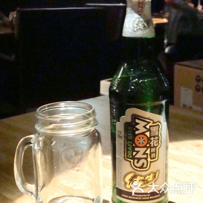 雪花啤酒. 