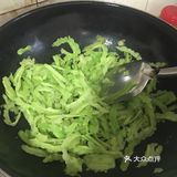 干煸苦瓜