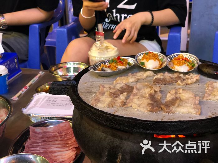 炭鲜生:看完白钟元的街头美食斗士,念念.广州美食