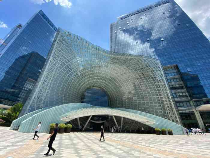 创维半导体大厦"全称叫创维半导体设计大厦.大厦为深圳特区.