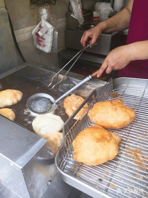 天天红油赵师傅热干面-油饼包烧麦图片-武汉美食-大众