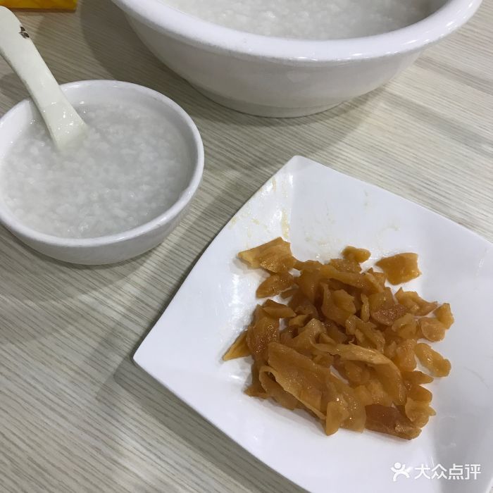 萝卜干配稀饭