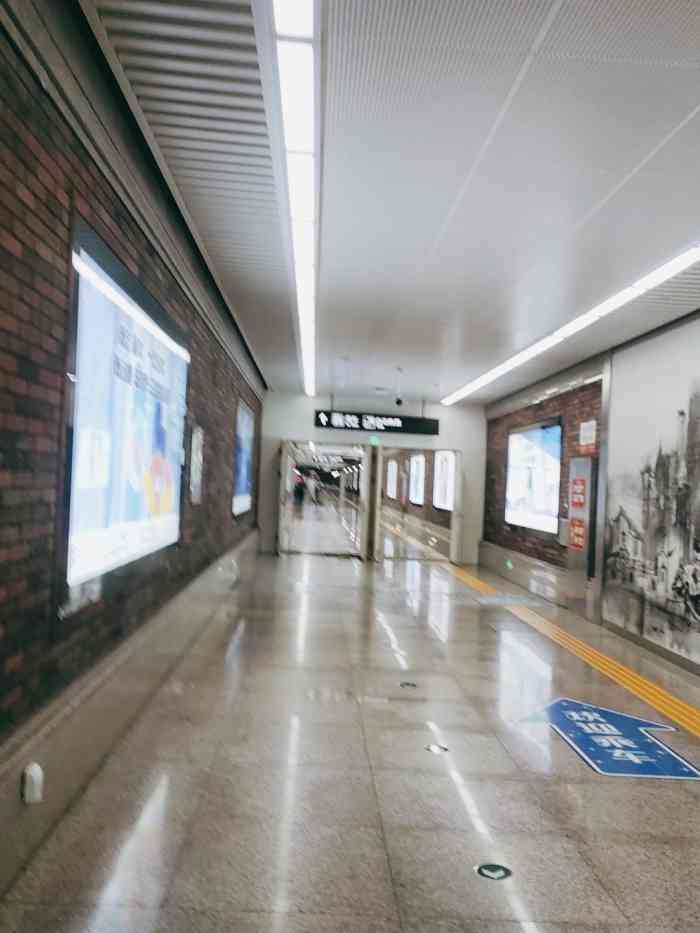 文化广场(地铁站)-"地铁2号线文化广场站,位置就在,.
