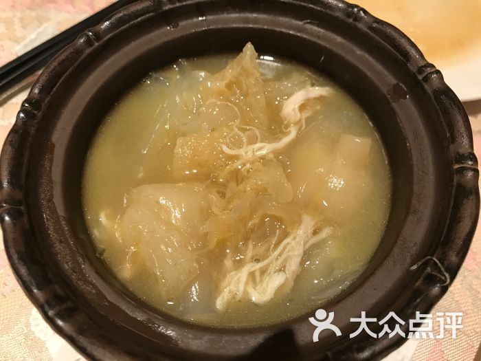 浓汤鸡煲翅