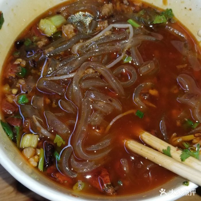 苗家酸辣粉图片