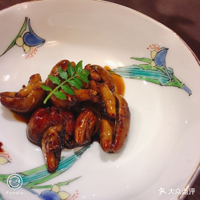 就在名古屋的热田神宫旁边,1楼是位子的,2.-蓬美食穆斯林图片