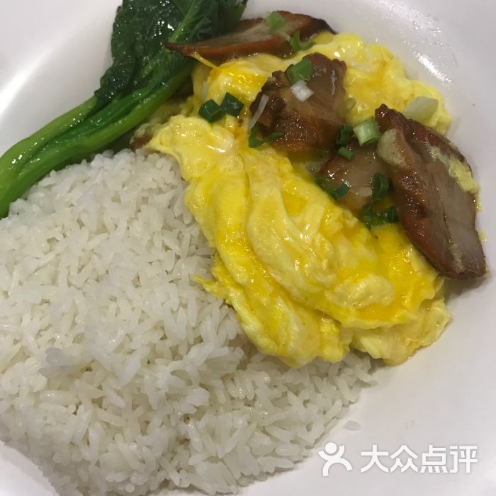 叉烧滑蛋饭