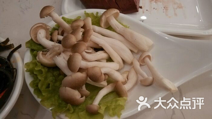 上上谦串串香火锅(imago我格广场店)蟹味菇图片 - 第3张