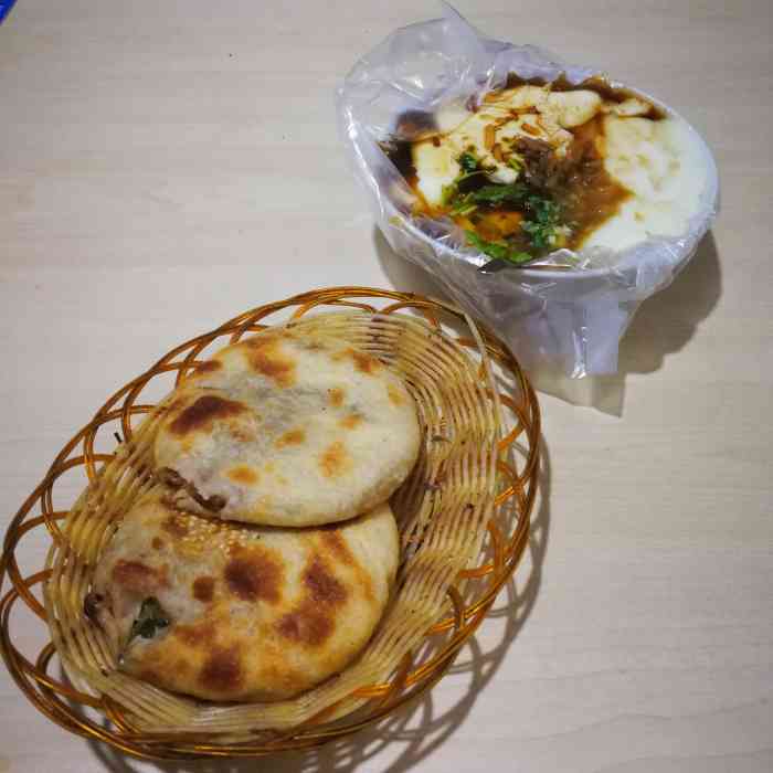 潍坊肉火烧(山大南路店)-"潍坊朝天锅,当地有名的小吃