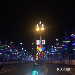 曲江多少人口_西安曲江海洋馆