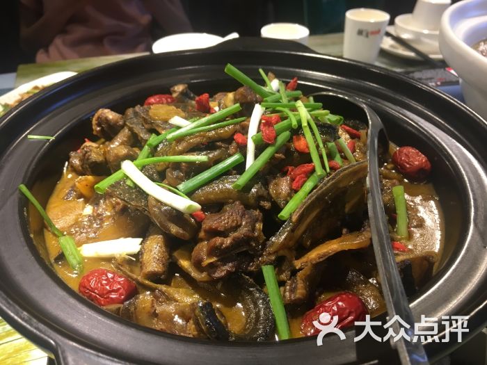 甲鱼烧黄鳝