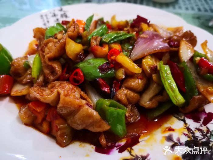 小辣椒正宗川菜馆爆炒肥肠图片