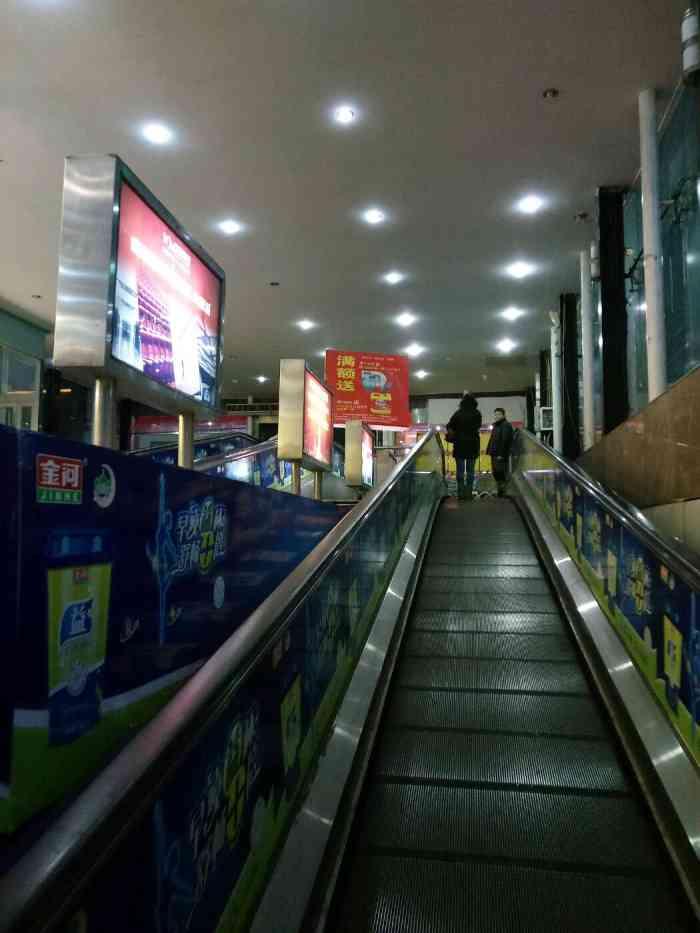 新百大卖场(东方红店)-"新百集团在银川绝对的笼头企业,被来以为新.